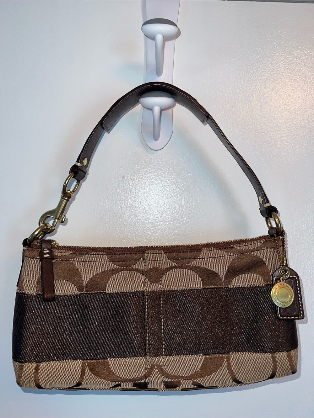 Vintage Coach Signature Stripe Demi shoulder bag
